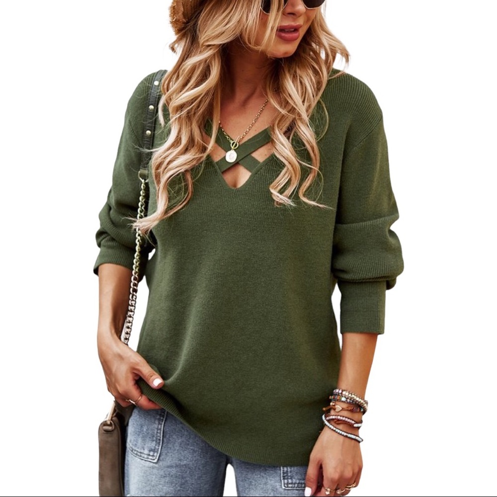 Green Cut Out Crisscross Strappy V Neck Sweater